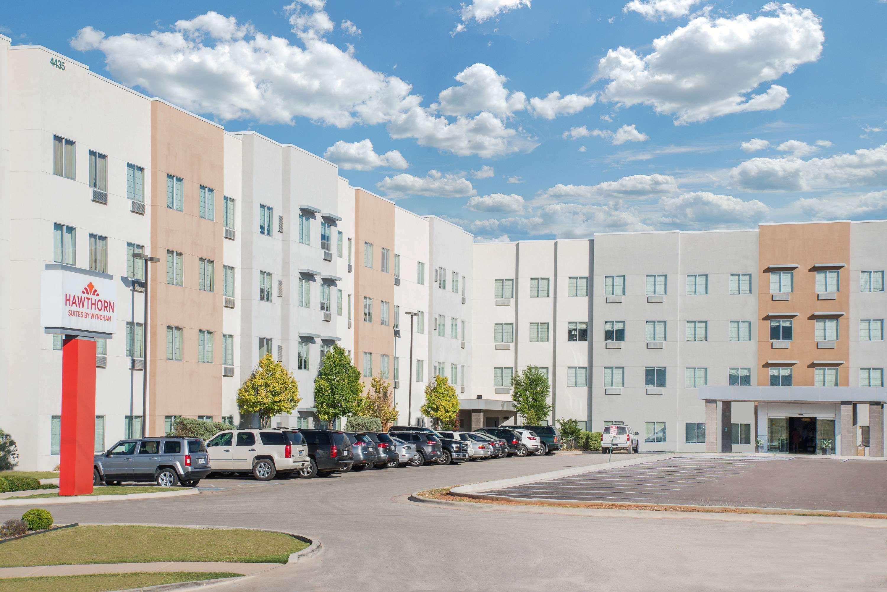 Hawthorn Suites By Wyndham Lubbock Exterior foto